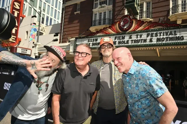 Alamo Drafthouse выпустит недистрибьюируемые фестивальные фильмы, начиная с документального фильма о Butthole Surfers